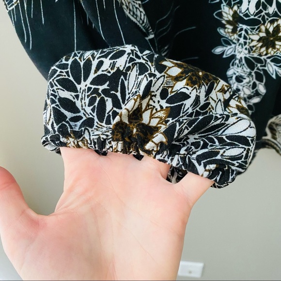 Free People Birds of a Feather Floral Blouse Black Sz Small - Picture 5 of 9